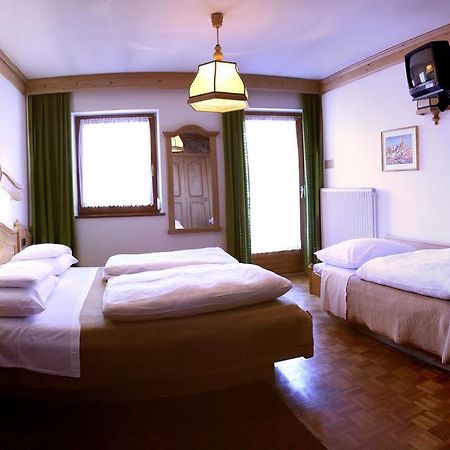Hotel Dolomiti Madonna Ortisei Exterior photo