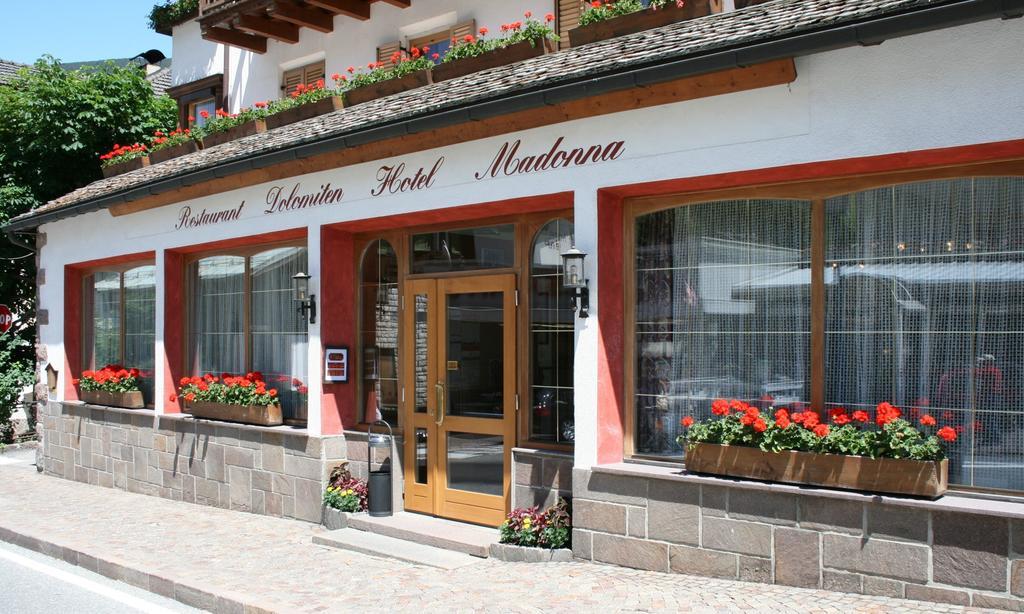 Hotel Dolomiti Madonna Ortisei Exterior photo